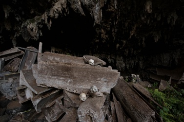 Lombok Parinding cave. A funeral site inside a cave, used for hundreds of years but now abandoned since the early 1900s